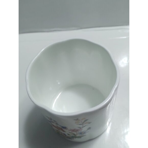 Aynsley Vintage Bone China Cottage Garden - Lidded Jam Pot Butterfly Handle 5" - Picture 4 of 14